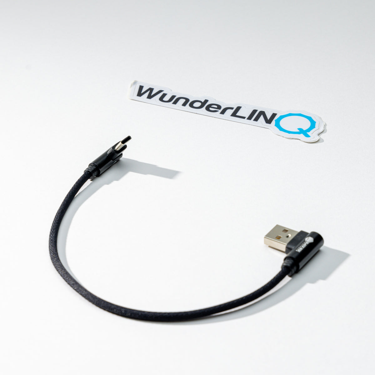 ワンダーリンク　WunderLINQ (iPhone) USBポート付き WunderLINQ Navigator Complete Kit – Black Box Embedded Official